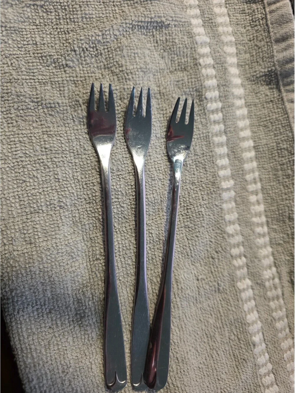 Northland Stainless Cocktail Seafood Pickle Forks 6.25